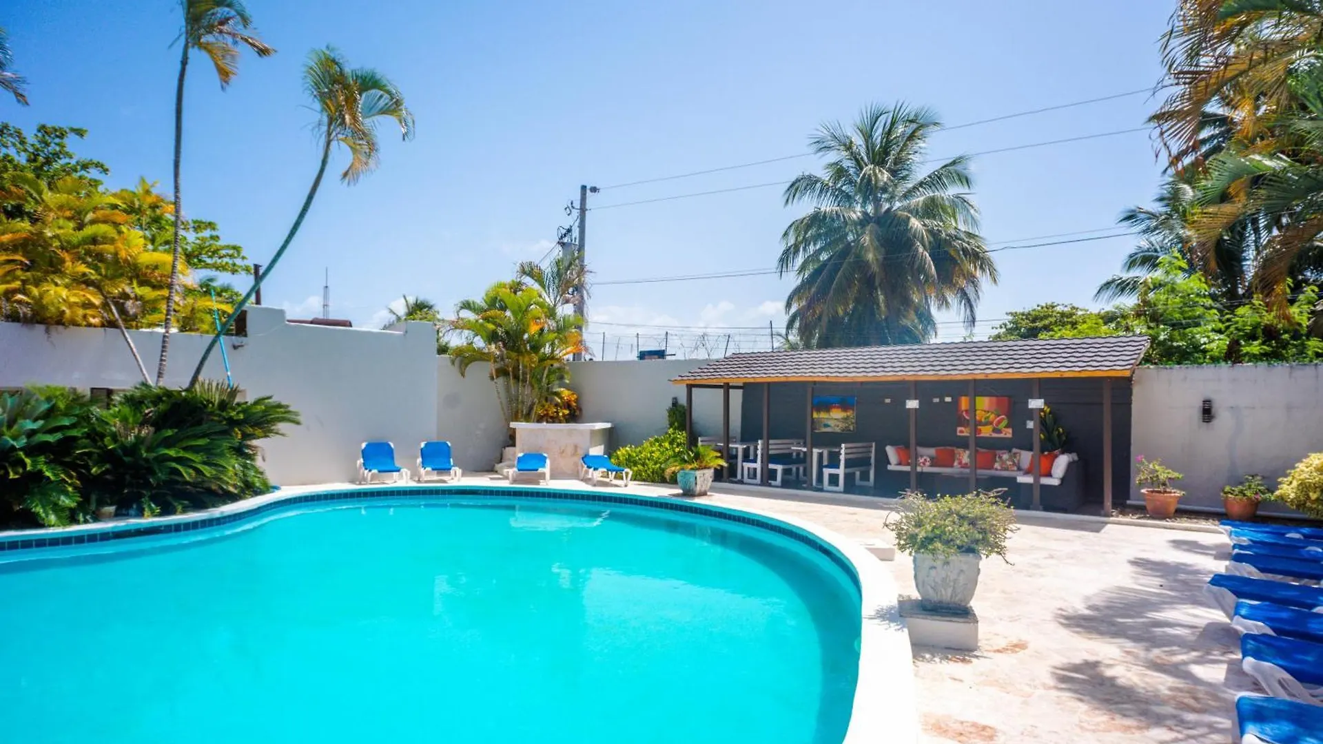 Apartman Beautifully Updated In The Heart Of Town Cabarete